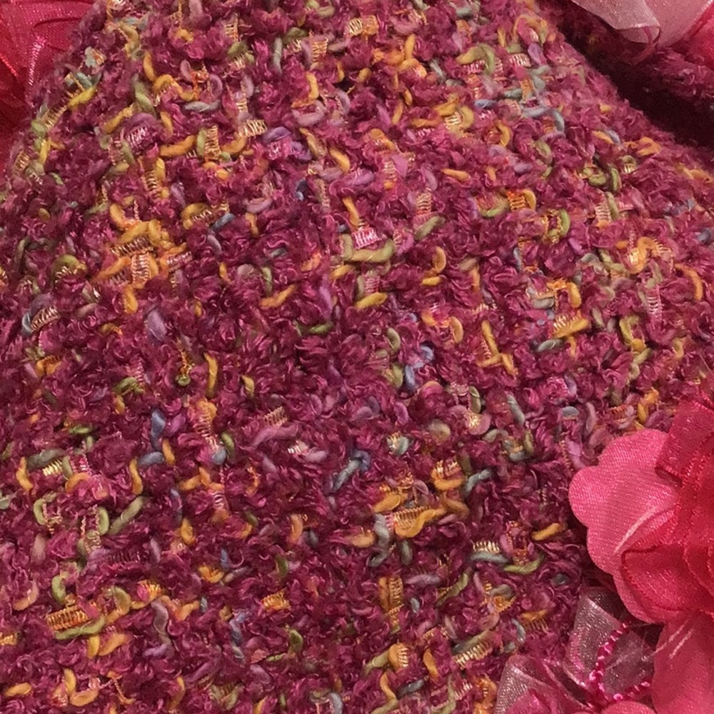 Exquisite One of a Kind Flower Shawl - Picture 10 of 10